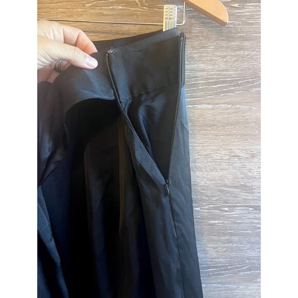 Express Silk Midi Skirt black Knot Size 12 Lined Cocktail Party Elegant - Picture 8 of 9